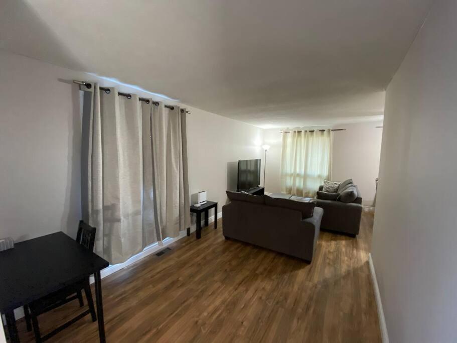Kingston Comfort Hub Екстер'єр фото
