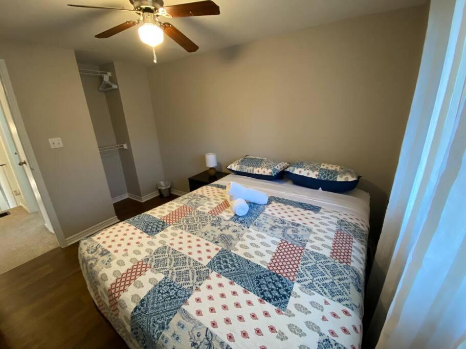 Kingston Comfort Hub Екстер'єр фото